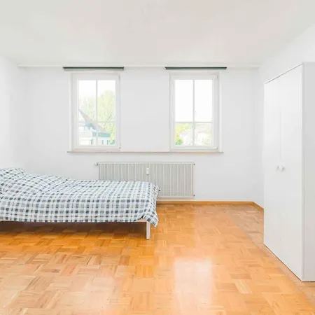 Perfekt Fuer Firmen Und Gruppen - 1 Haus, 2 Xxl 아파트 괴핑엔