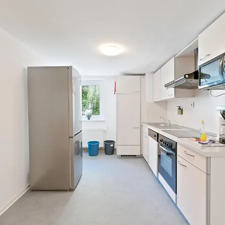 Perfekt Fuer Firmen Und Gruppen - 1 Haus, 2 Xxl 아파트 괴핑엔