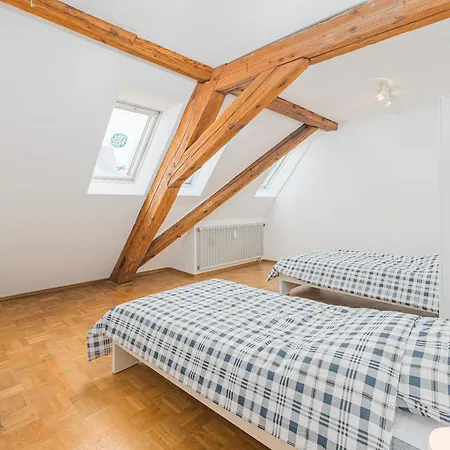 아파트 Perfekt Fuer Firmen Und Gruppen - 1 Haus, 2 Xxl 괴핑엔